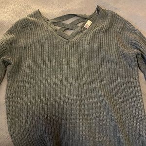 So women gray sweater